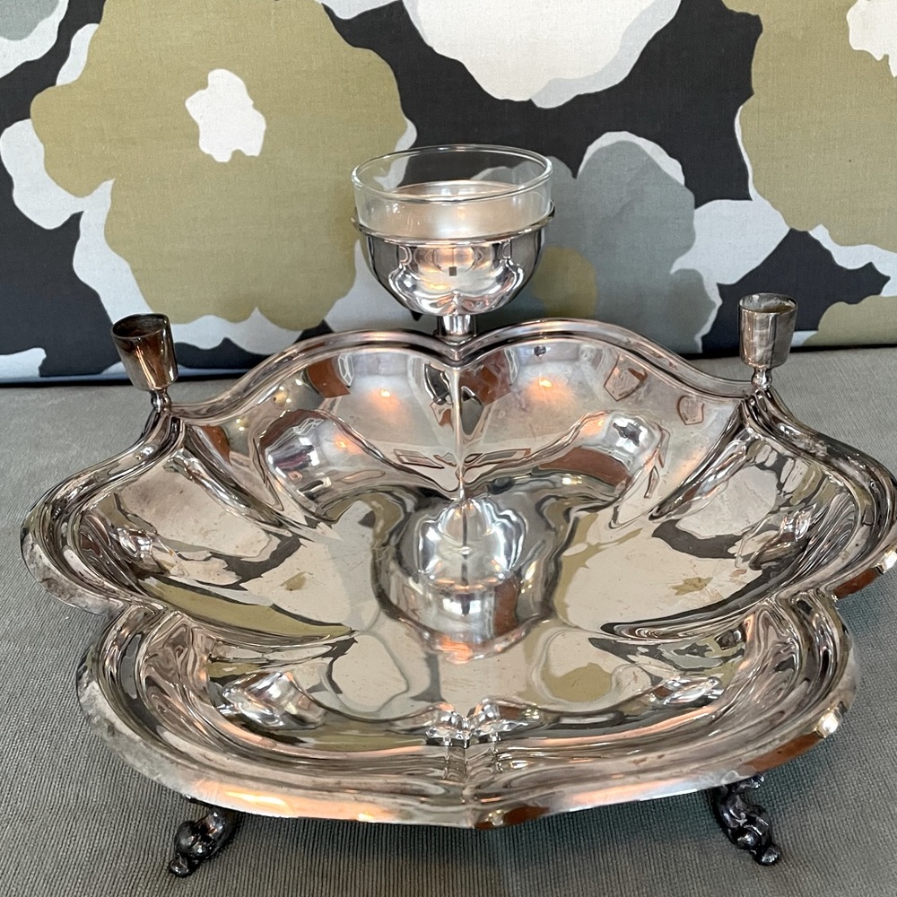 Stunning mid-century Lehman Brothers Silverware footed server.